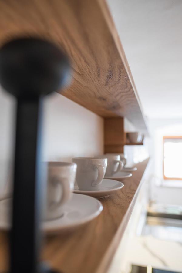 Gehobenes Ambiente In Historischer Wohnung Walting エクステリア 写真